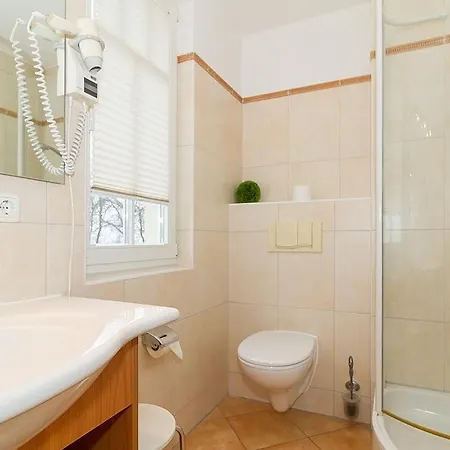 Duenenschloss Duenenschloss 2-18 Apartamento Ostseebad Kühlungsborn